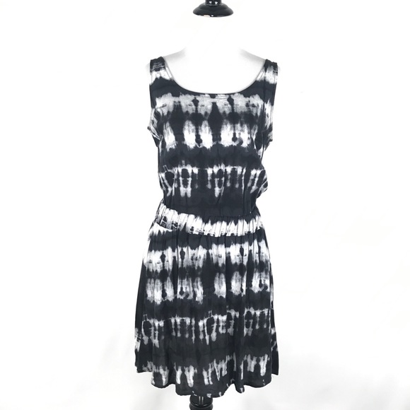 Material Girl Dresses & Skirts - Material Girl Black and White Tie Dye Dress Sz S